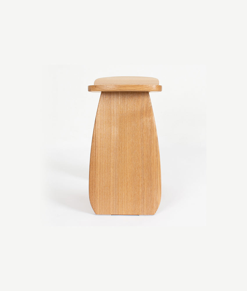 Ealio white stool