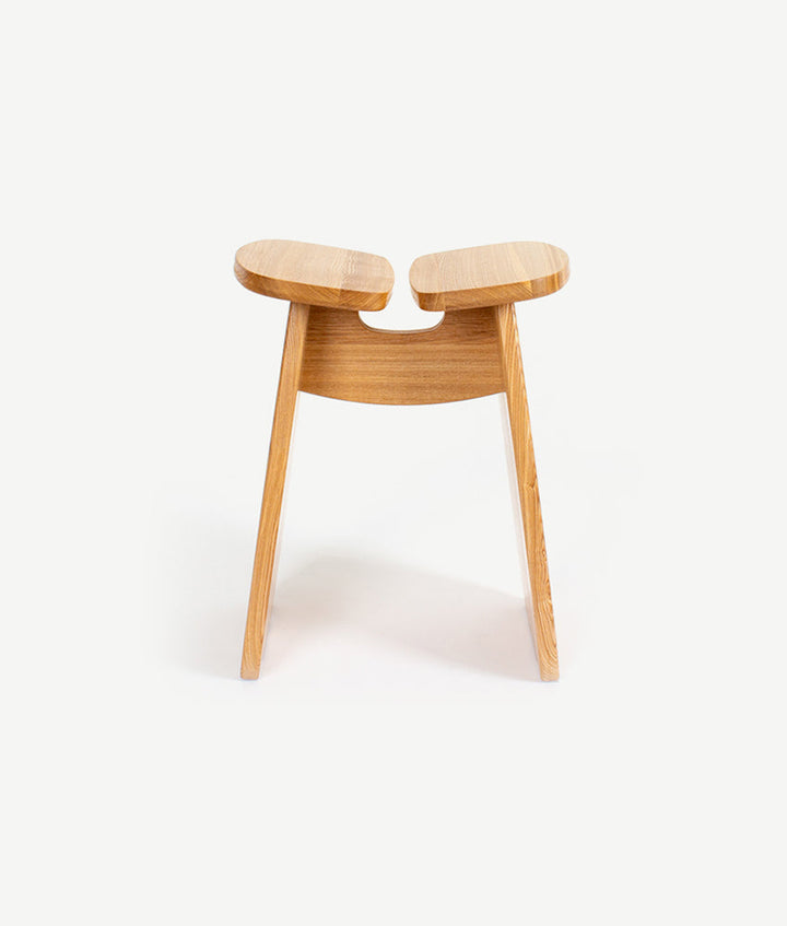 Ealio white stool